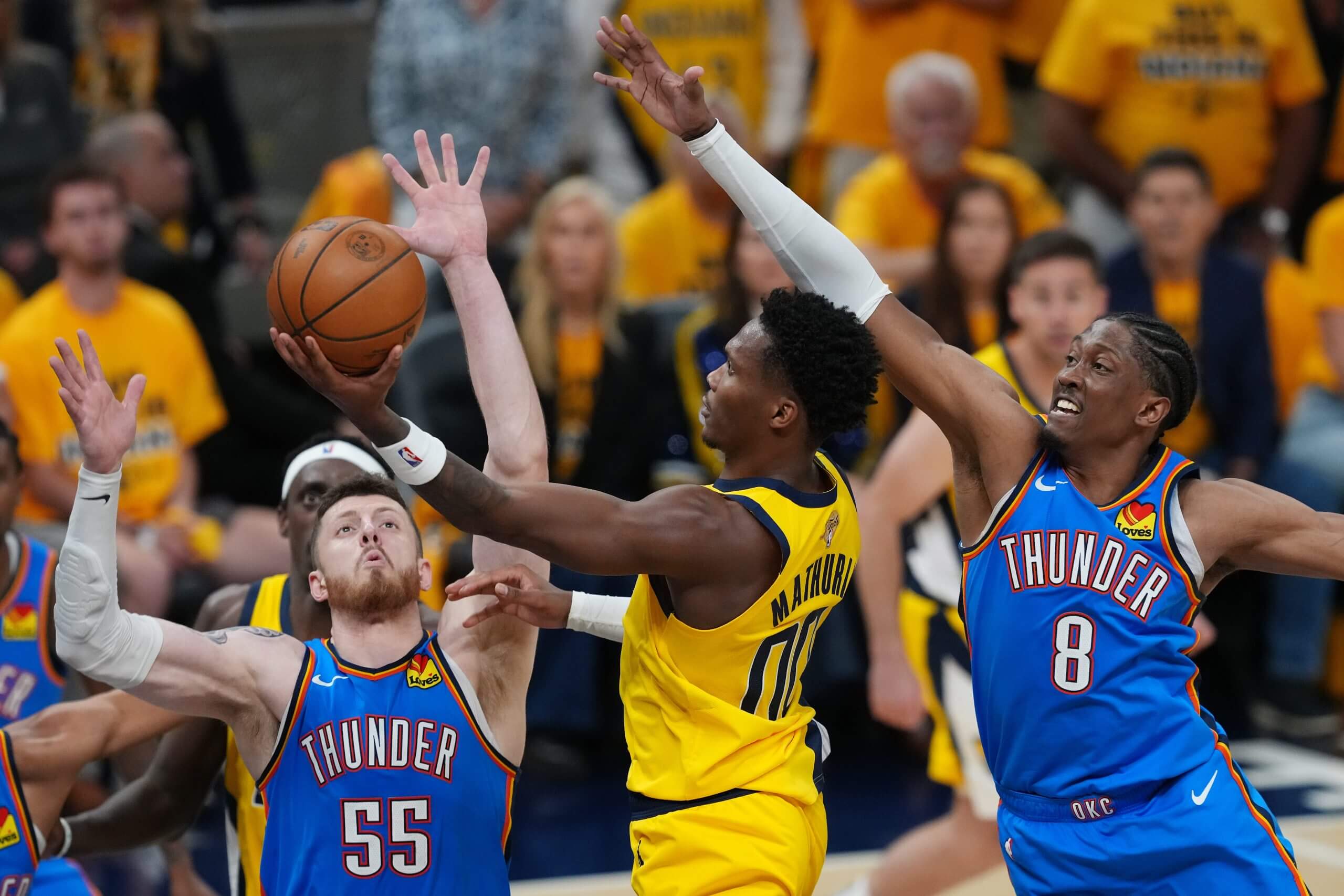 NBA战报：武切维奇28分12板，公牛121-120险胜奇才